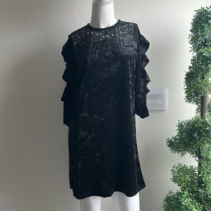 HAZEL BLACK VEVLET DRESS SIZE S NWOT